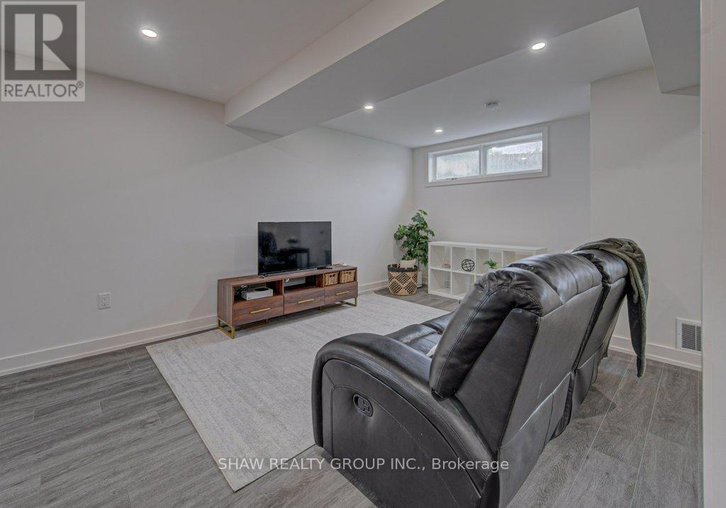128 Pollock Avenue, Cambridge, Ontario  N1R 2C3 - Photo 29 - X13171482