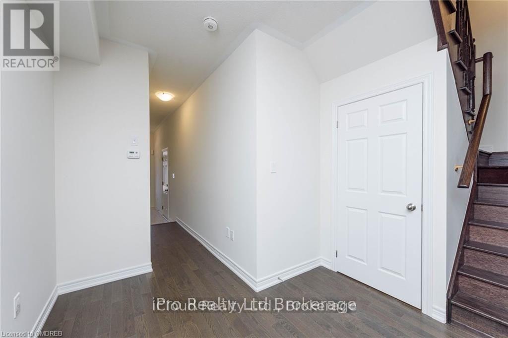 3958 Leonardo Street, Burlington, Ontario  L7M 0Z7 - Photo 10 - W13171544
