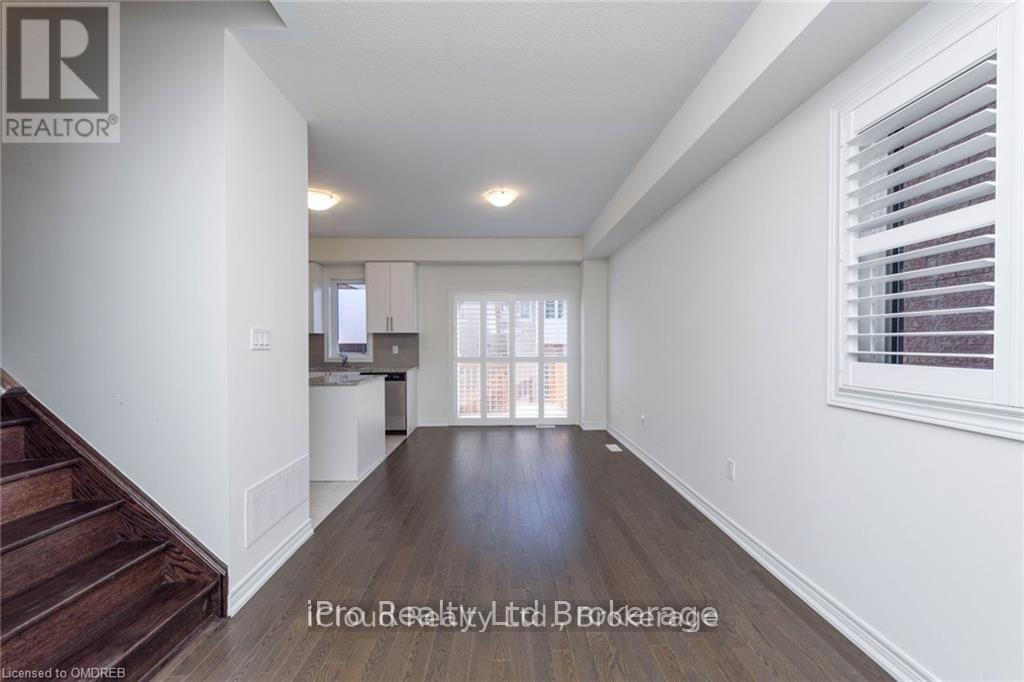 3958 Leonardo Street, Burlington, Ontario  L7M 0Z7 - Photo 12 - W13171544
