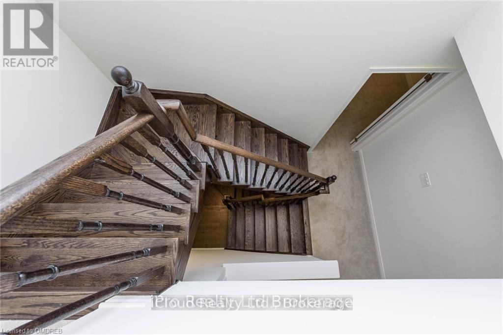 3958 Leonardo Street, Burlington, Ontario  L7M 0Z7 - Photo 40 - W13171544
