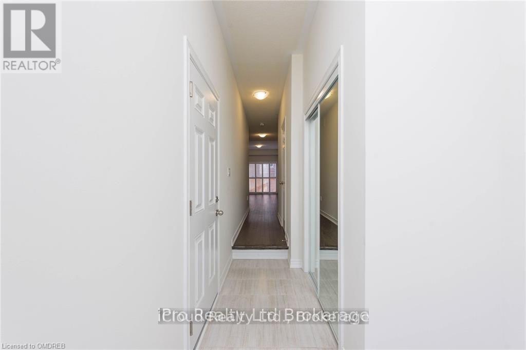 3958 Leonardo Street, Burlington, Ontario  L7M 0Z7 - Photo 7 - W13171544