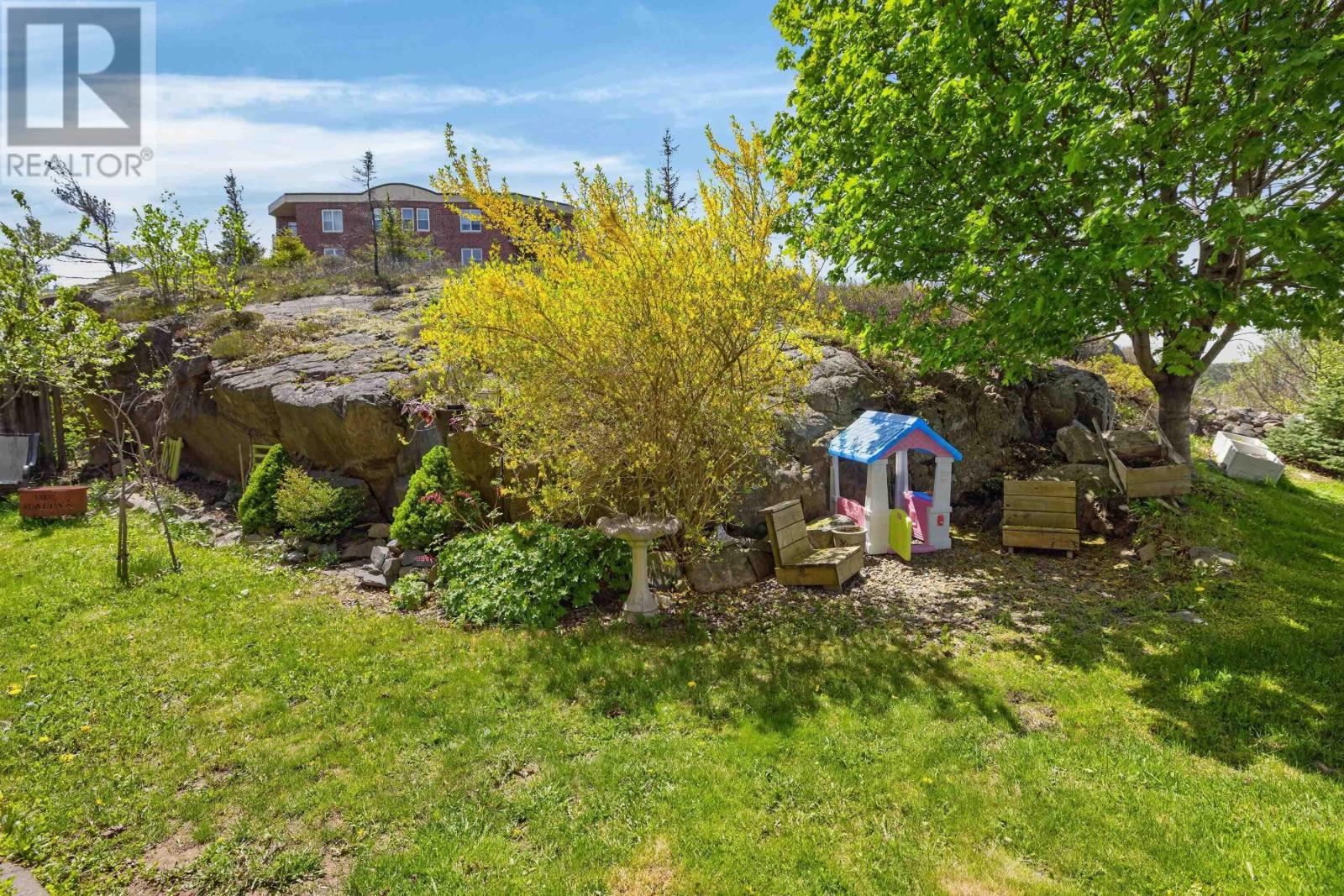 200 Transom Drive, Halifax, Nova Scotia  B3M 4T7 - Photo 32 - 202612109