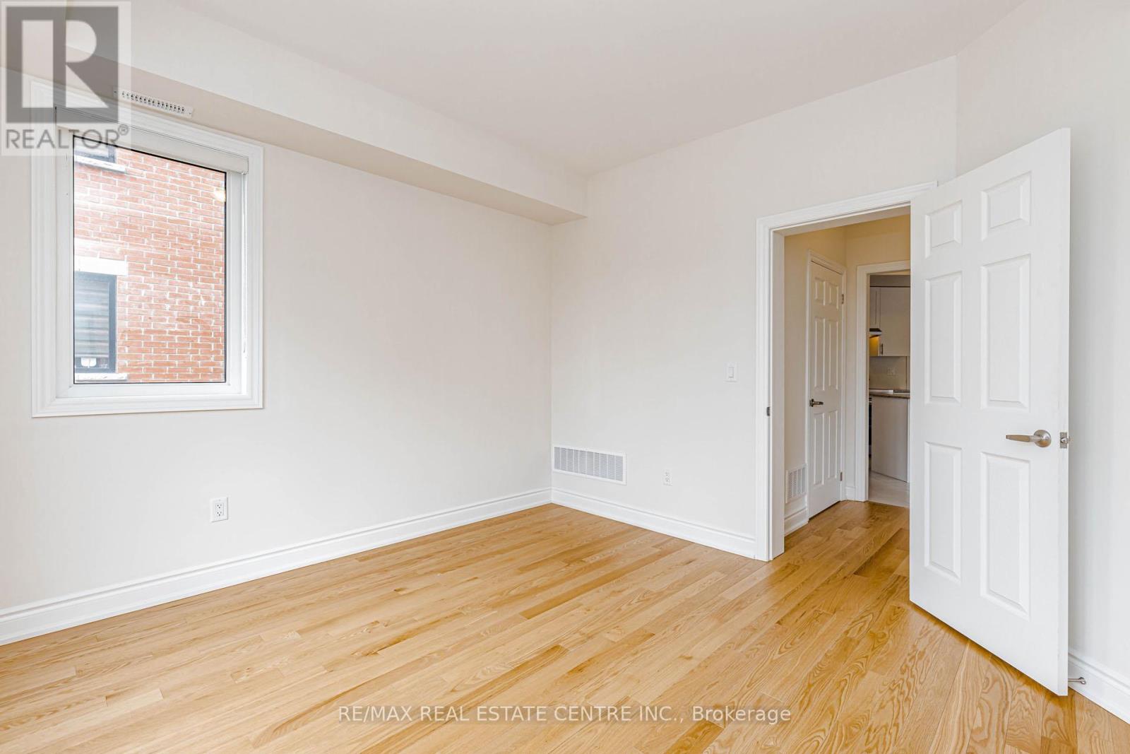 3 Marvin Avenue, Oakville, Ontario  L6H 0Z6 - Photo 19 - W13171564