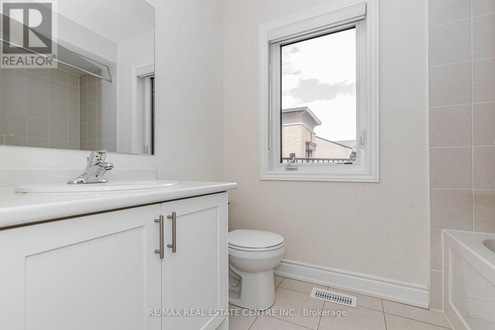 3 Marvin Avenue, Oakville, Ontario  L6H 0Z6 - Photo 39 - W13171564