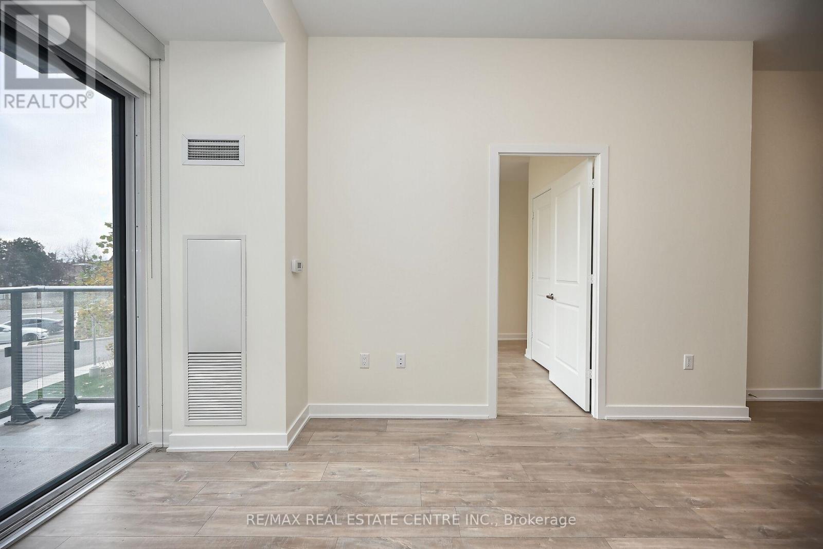 206 - 4655 Metcalfe Avenue, Mississauga, Ontario  L5M 4N7 - Photo 12 - W13171610