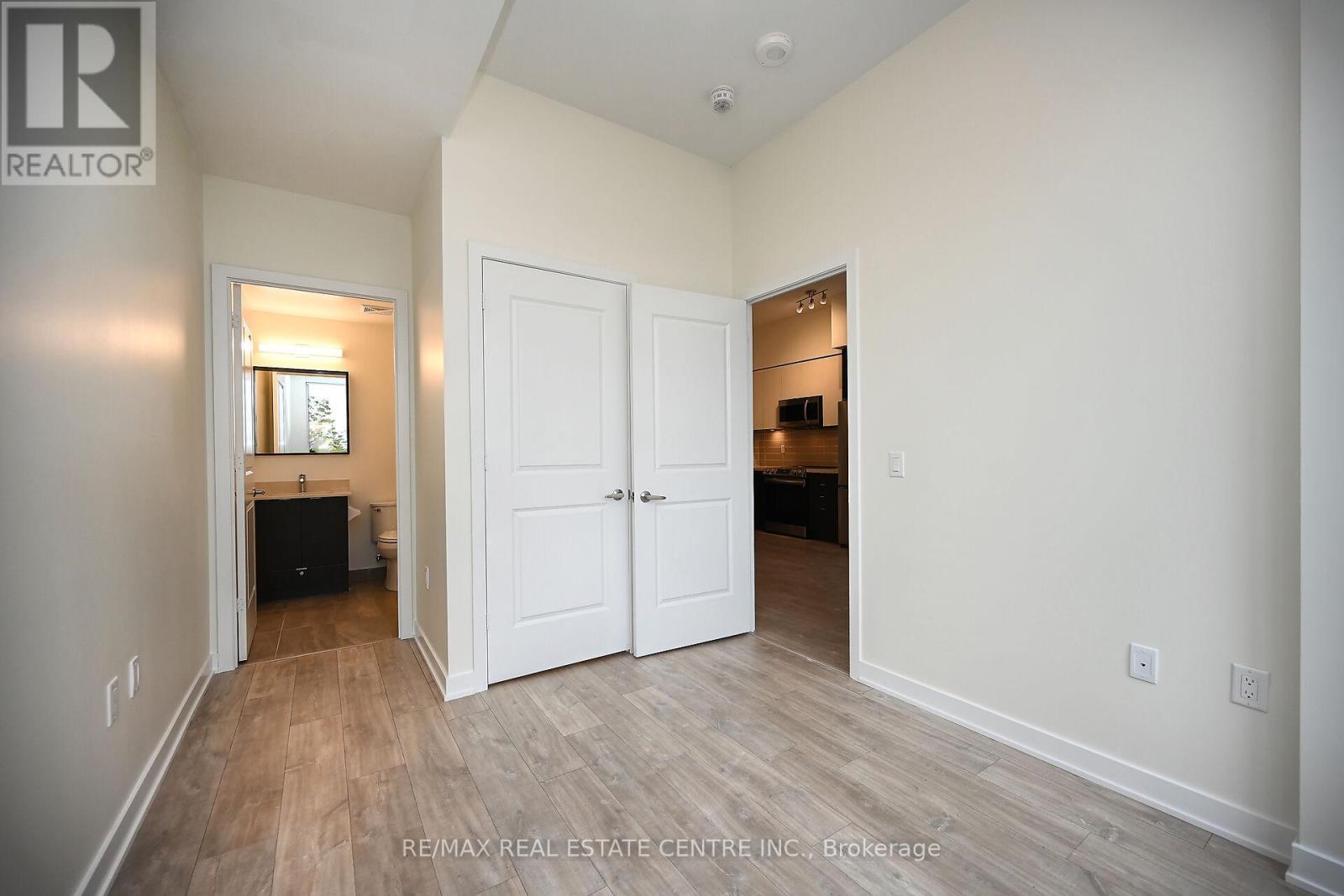206 - 4655 Metcalfe Avenue, Mississauga, Ontario  L5M 4N7 - Photo 22 - W13171610