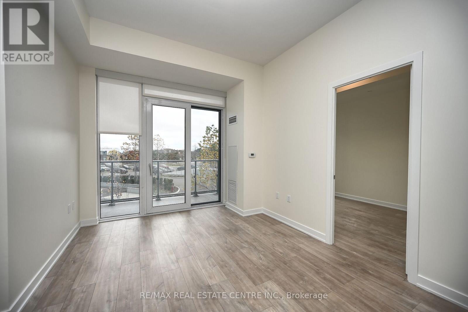 206 - 4655 Metcalfe Avenue, Mississauga, Ontario  L5M 4N7 - Photo 7 - W13171610
