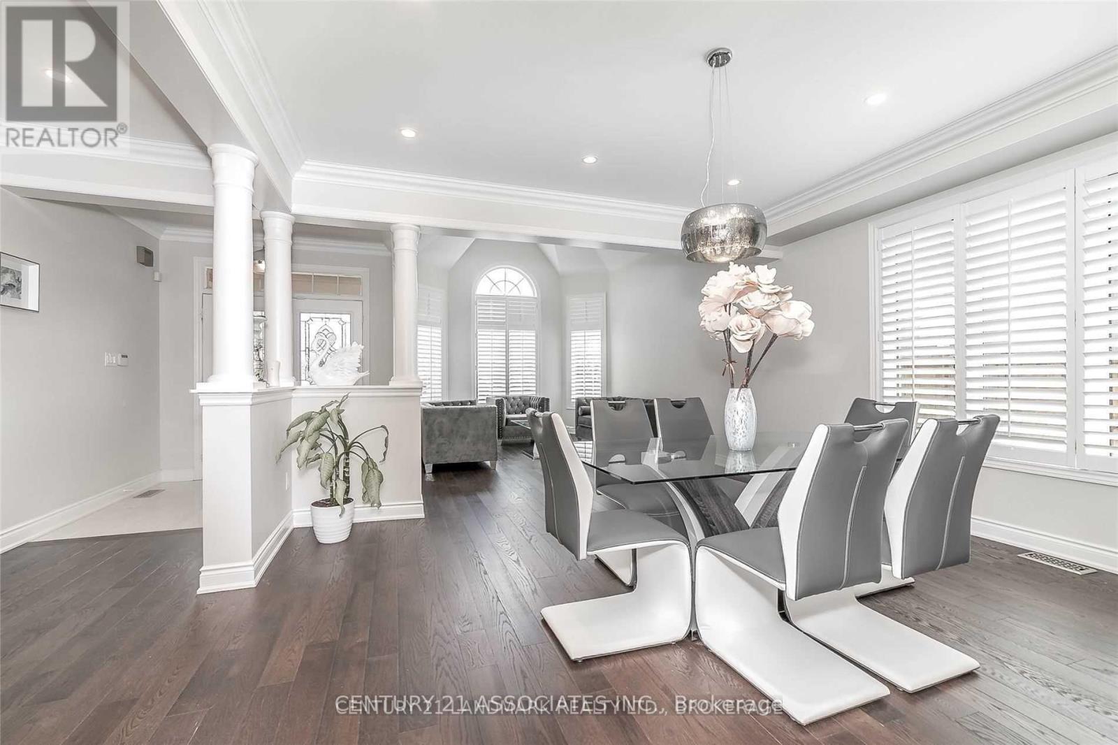 41 Olivia Marie Road, Brampton, Ontario  L6Y 0M4 - Photo 4 - W13171752