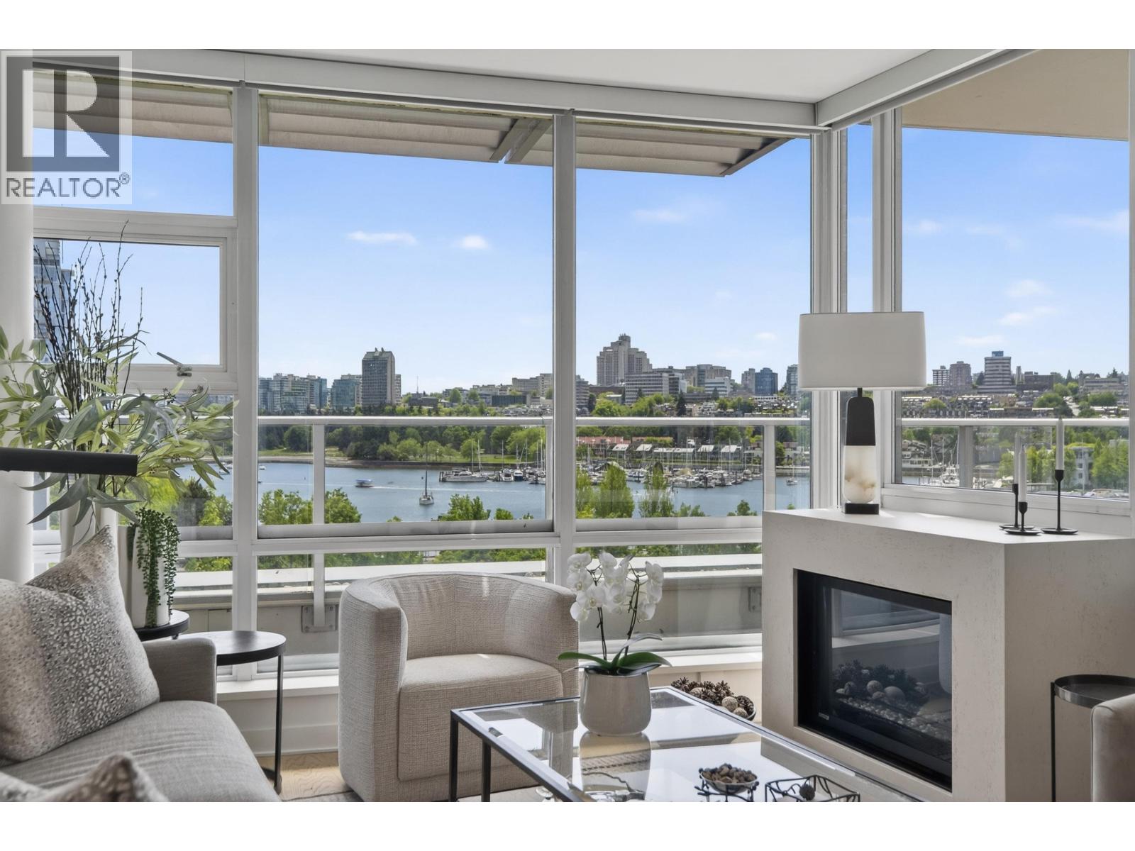 801 633 Kinghorne Mews, Vancouver, British Columbia  V6Z 3H3 - Photo 5 - R3127330