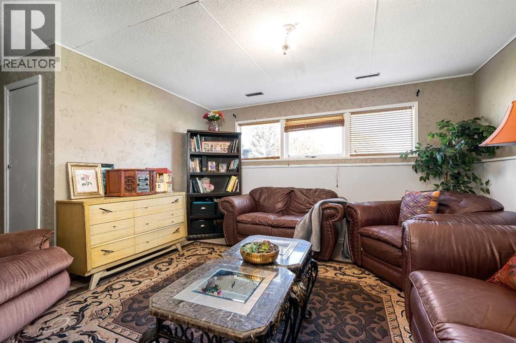 4734 60 Avenue, Taber, Alberta T1G 1E9 - Photo 17 - A2313909
