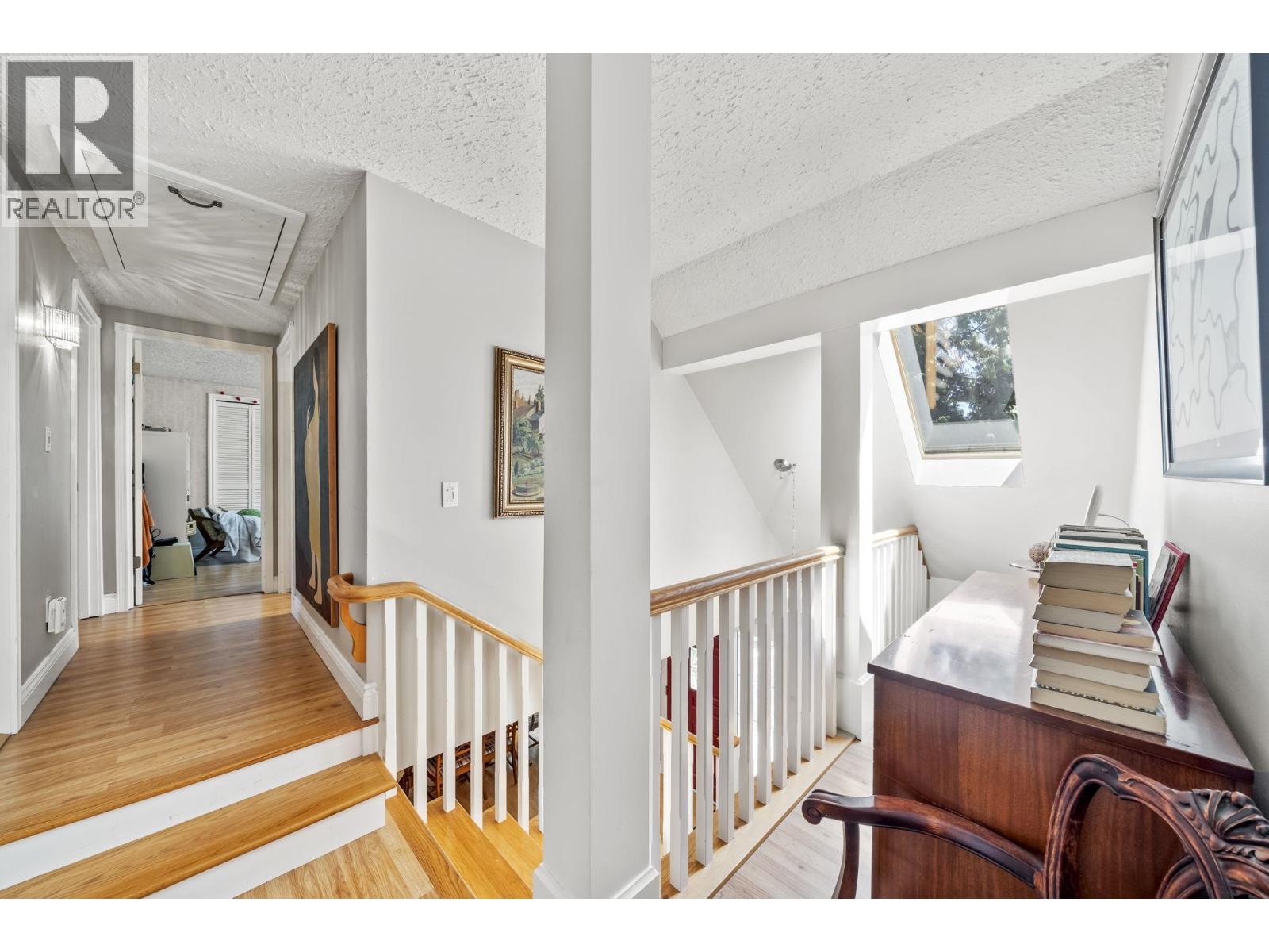 230 W 22nd Street, North Vancouver, British Columbia  V7M 2A1 - Photo 12 - R3127576