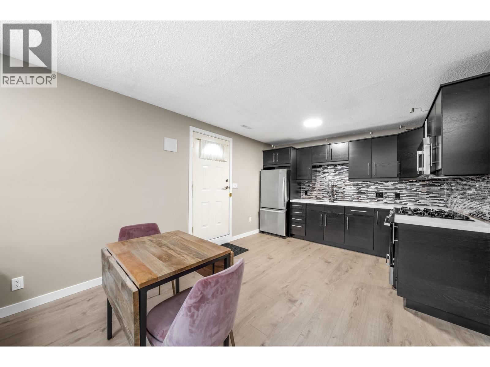 230 W 22nd Street, North Vancouver, British Columbia  V7M 2A1 - Photo 25 - R3127576