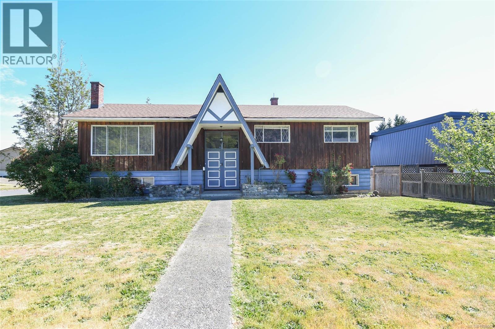 2029 Cedar Cres, Courtenay, British Columbia  V9N 3B8 - Photo 3 - 1038062