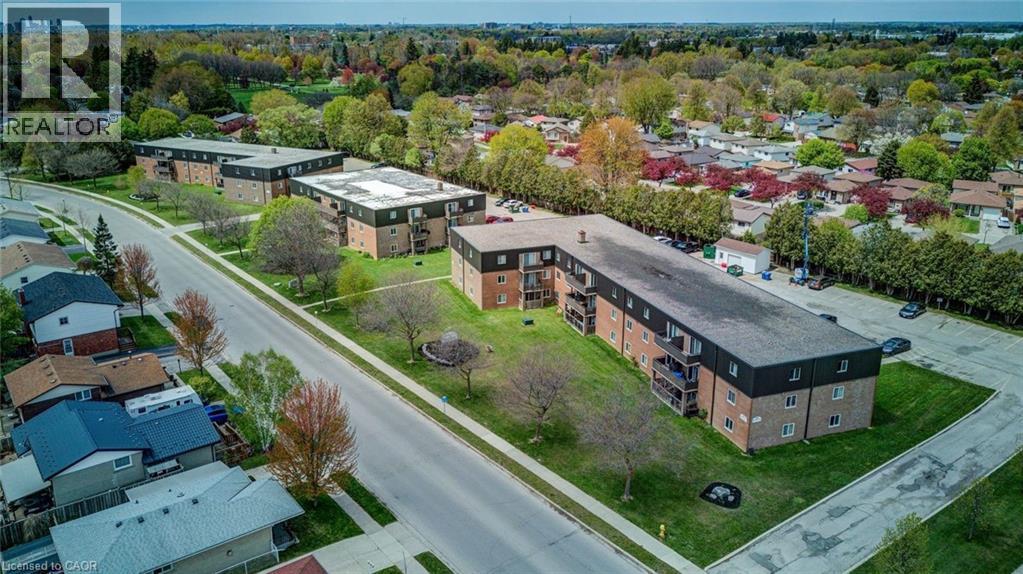 390 Admiral Drive Unit# 304, London, Ontario  N5V 3C2 - Photo 5 - 40833070
