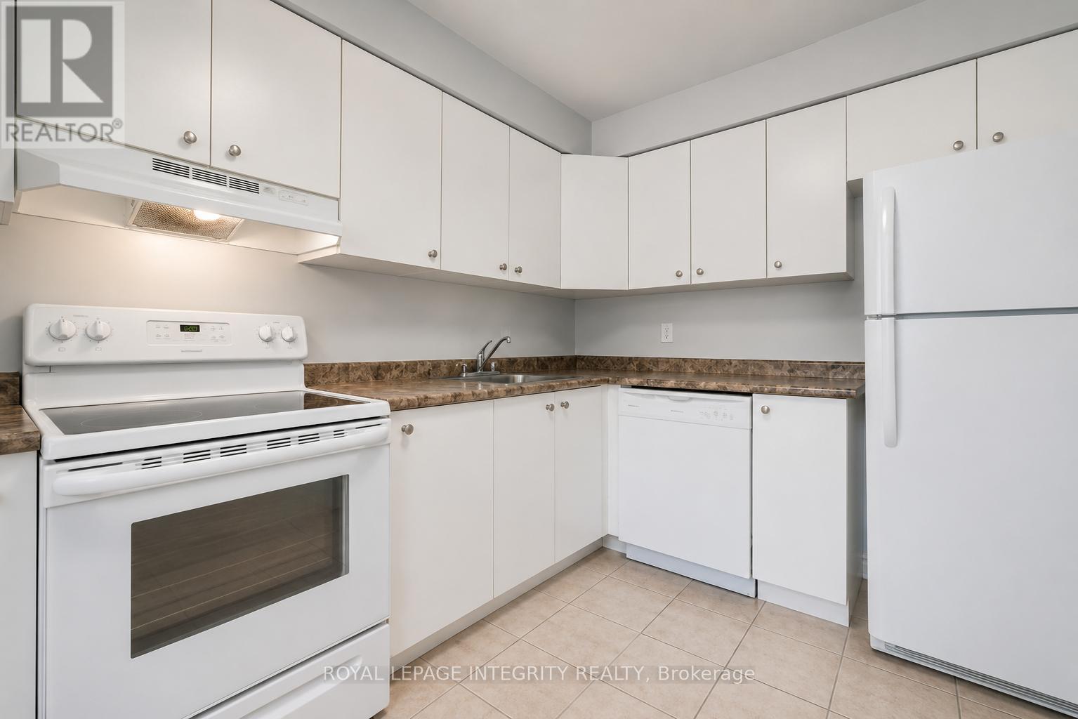 B - 46 Forester Crescent, Ottawa, Ontario  K2H 8Y4 - Photo 7 - X13171830