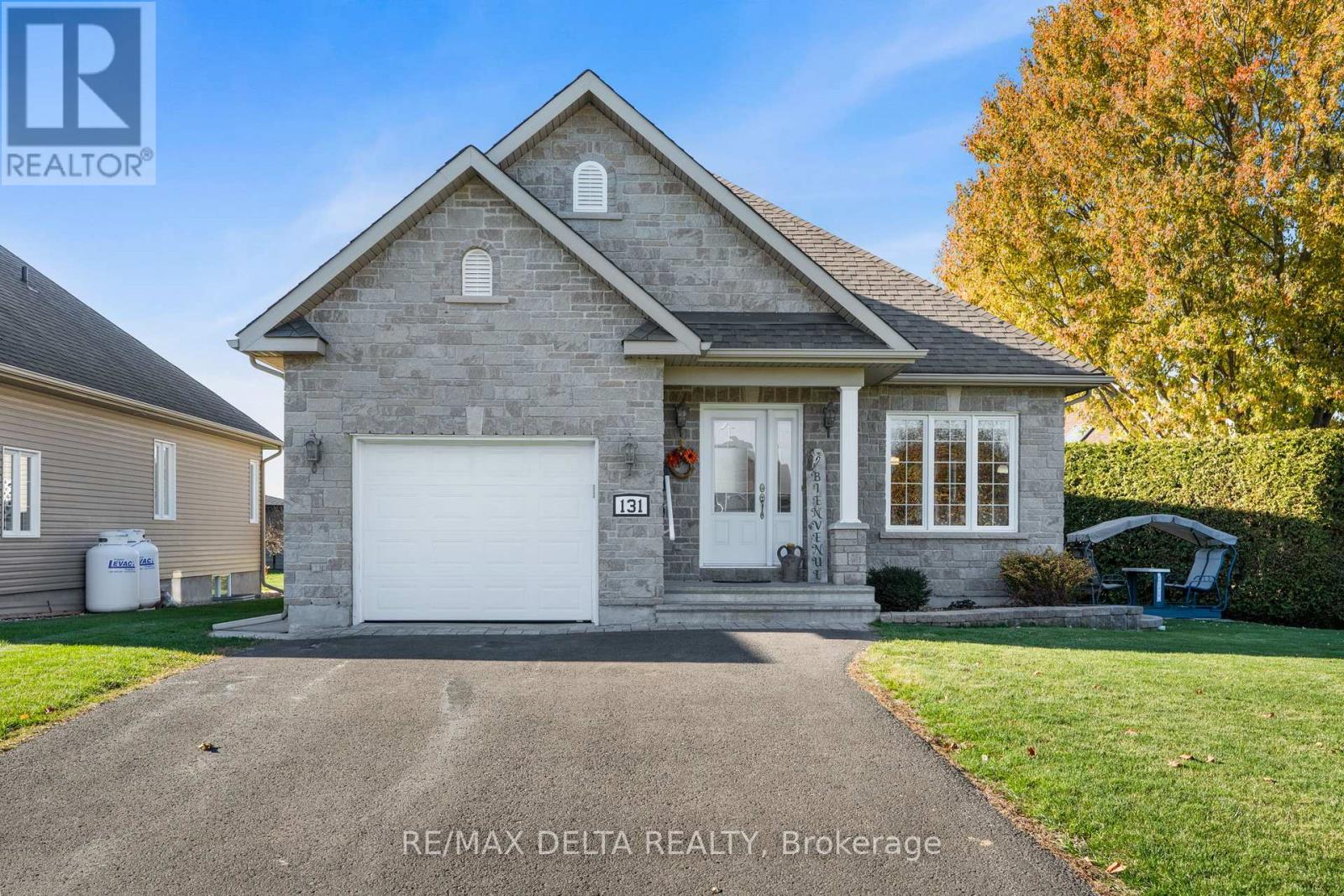 131 CALEDONIA ROAD, The Nation, Ontario