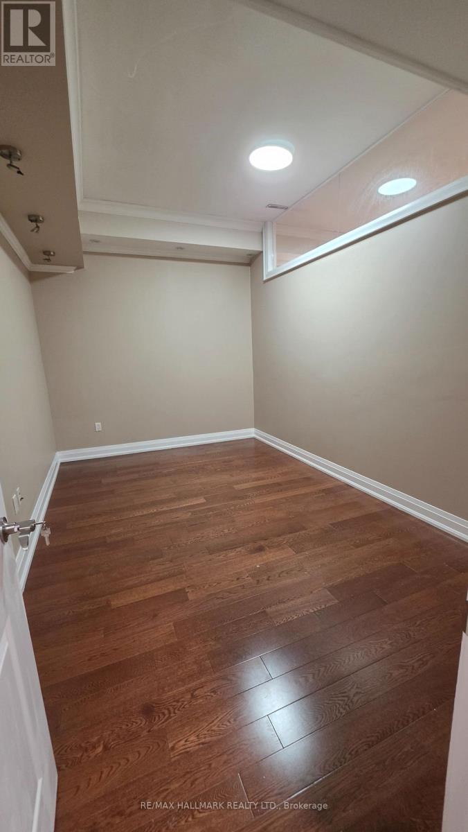 Ground - 191 York Mills Road, Toronto, Ontario  M2L 1K8 - Photo 8 - C13170440