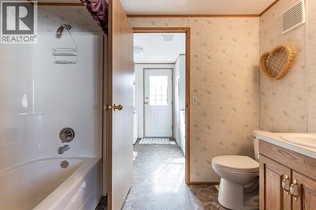 8, 1600 Strachan Road SE, Medicine Hat, Alberta  T1B 4M3 - Photo 32 - A2292728