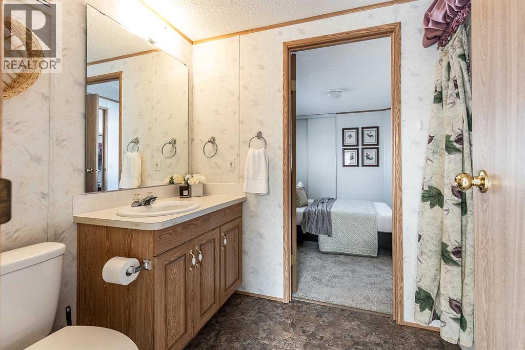 8, 1600 Strachan Road SE, Medicine Hat, Alberta  T1B 4M3 - Photo 31 - A2292728