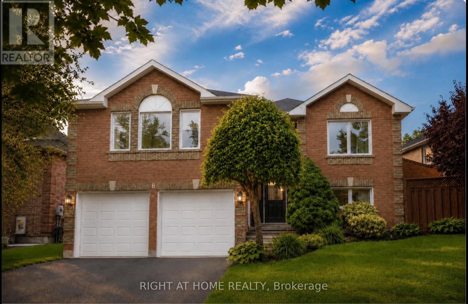 6 COMPTON CRESCENT, Bradford West Gwillimbury, Ontario