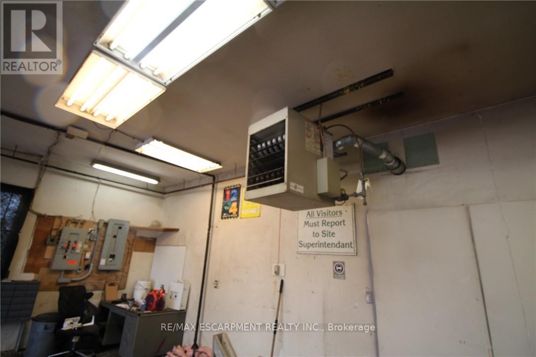 Warehouse - 481 Garner Road E, Hamilton, Ontario  L9G 3K9 - Photo 7 - X13050518
