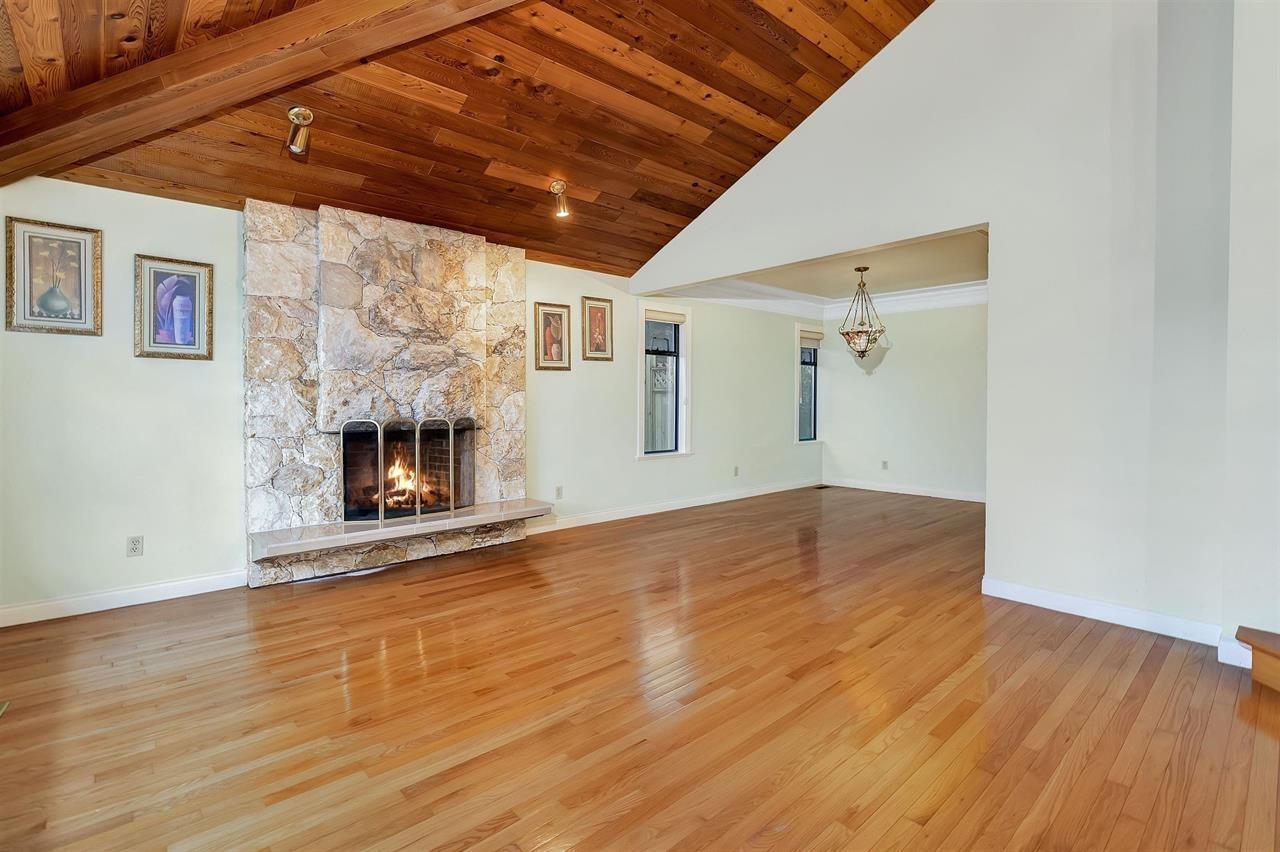 10446 Fraserglen Drive, Surrey, British Columbia V4N 1T5 - Photo 7 - R3110070