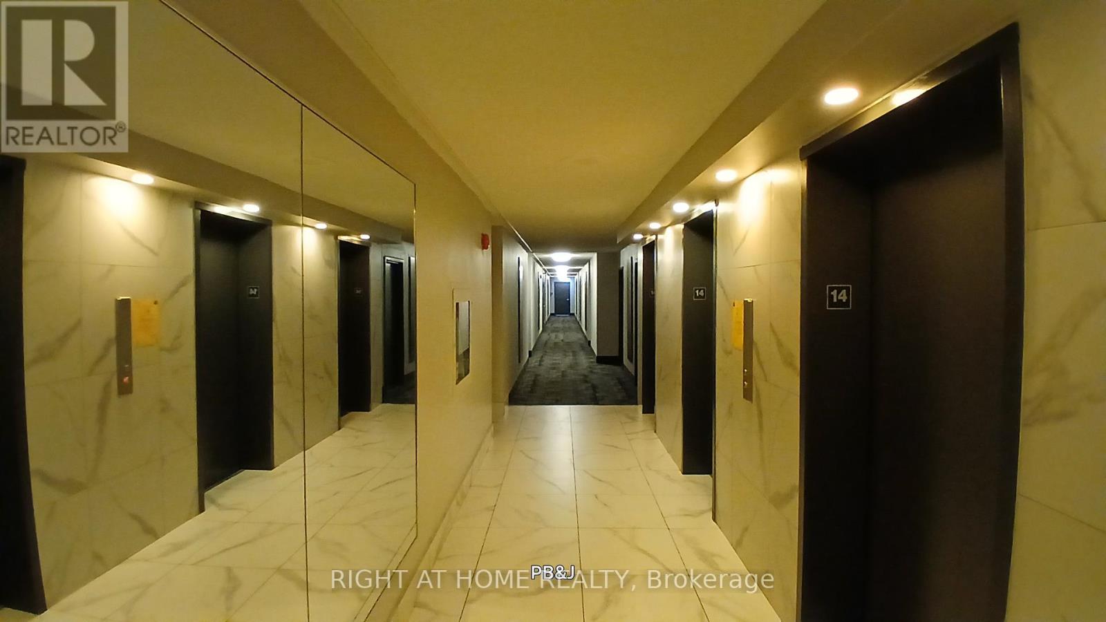 1403 - 45 Sunrise Avenue, Toronto, Ontario  M4A 2S3 - Photo 2 - C13171814
