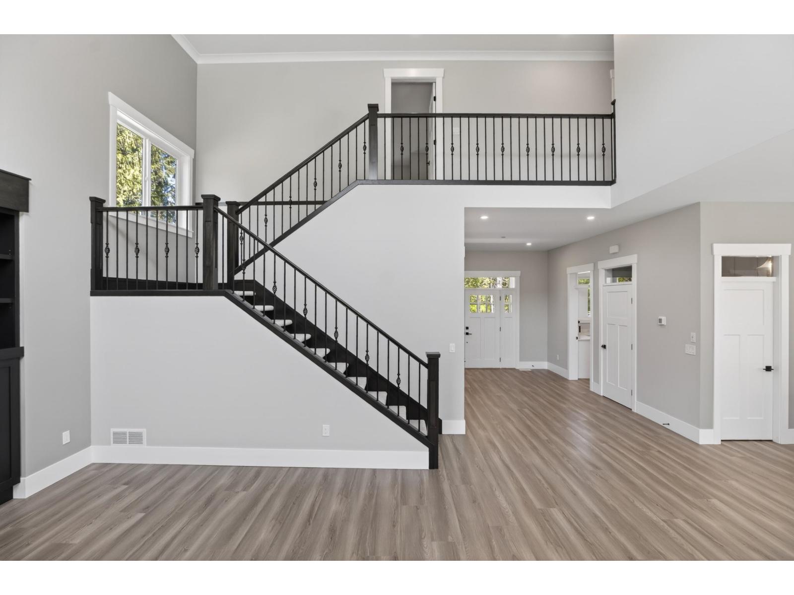 30536 Silverhill Avenue, Mission, British Columbia  V4S 1H1 - Photo 2 - R3127662