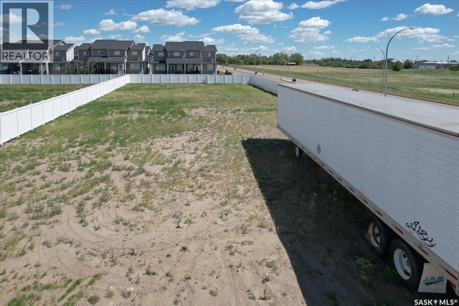 8 Loewen Court, Warman, Saskatchewan  S0K 1A0 - Photo 22 - SK037062
