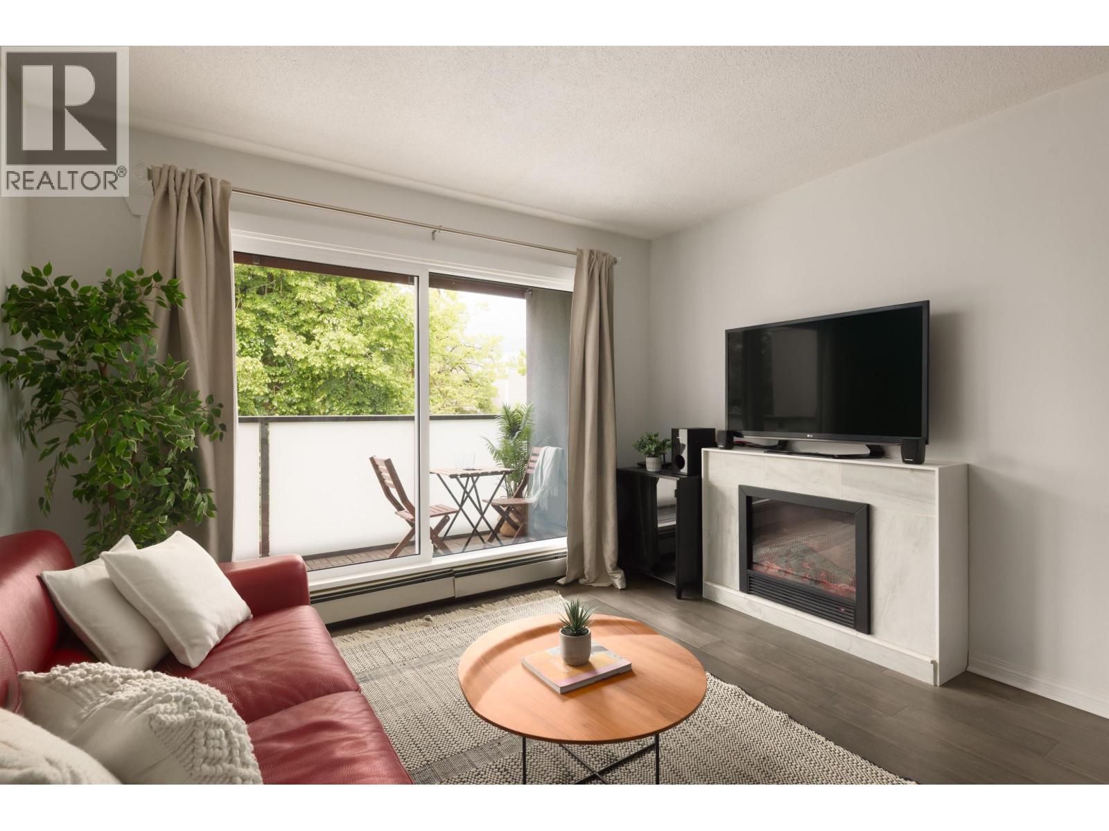 306 570 E 8th Avenue, Vancouver, British Columbia  V5T 1S8 - Photo 4 - R3127612