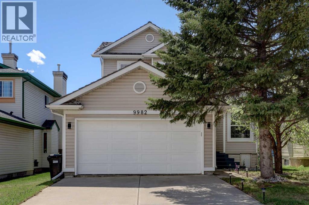 9982 Hidden Valley Drive NW, Calgary, Alberta  T3A 5G6 - Photo 1 - A2314072