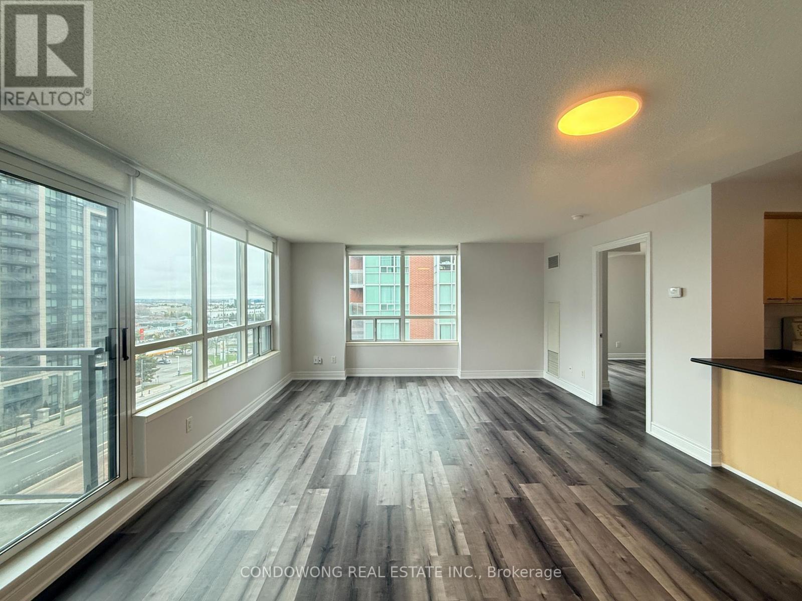 918 - 48 Suncrest Boulevard, Markham, Ontario  L3T 7Y5 - Photo 3 - N13171798