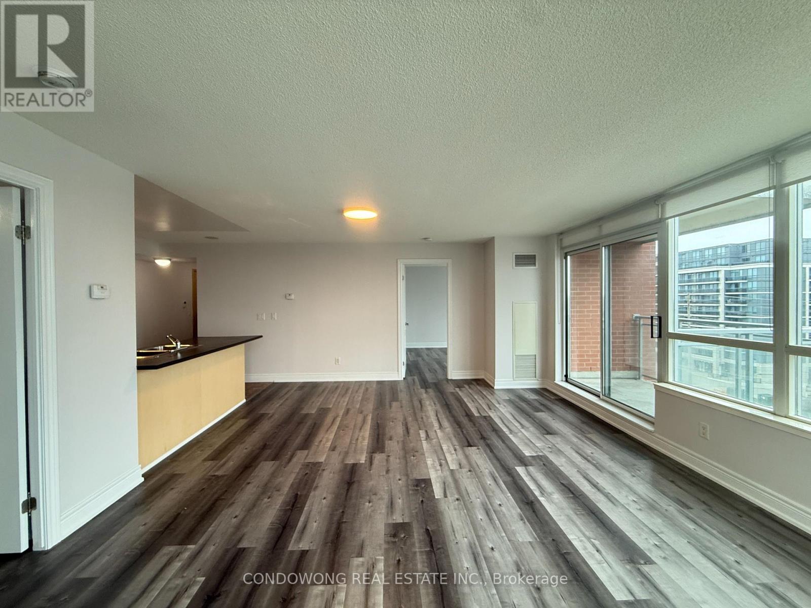 918 - 48 Suncrest Boulevard, Markham, Ontario  L3T 7Y5 - Photo 5 - N13171798