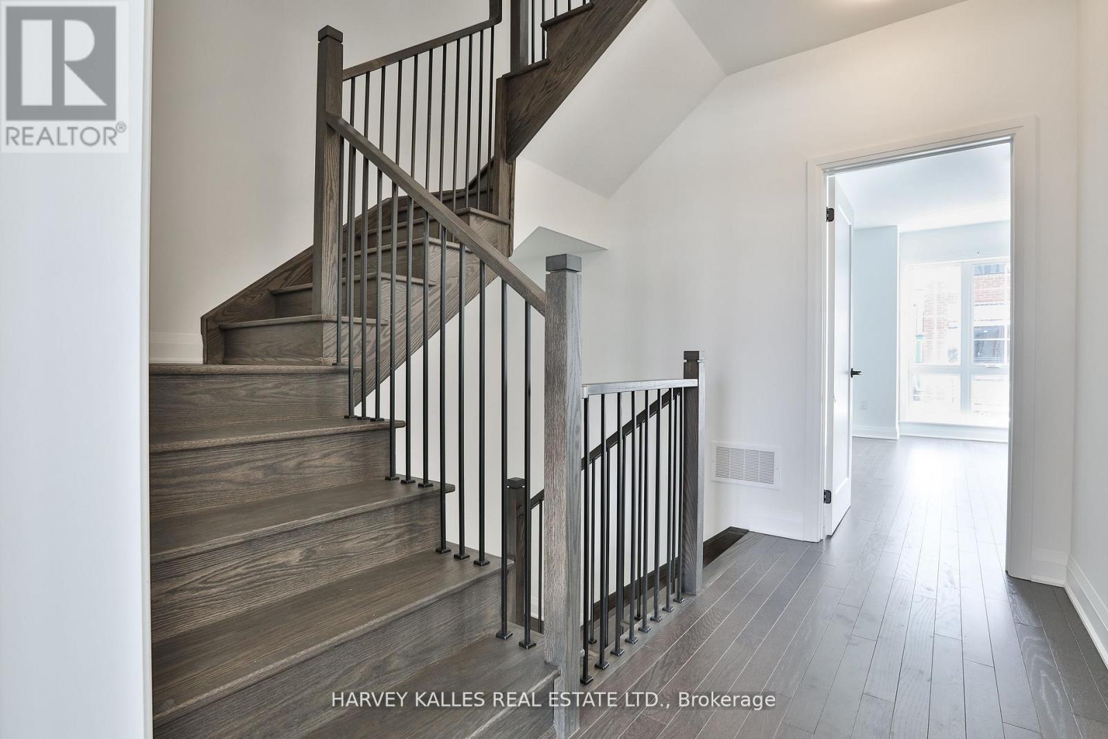 204 Atkinson Avenue, Vaughan, Ontario  L4J 0M1 - Photo 30 - N13171804