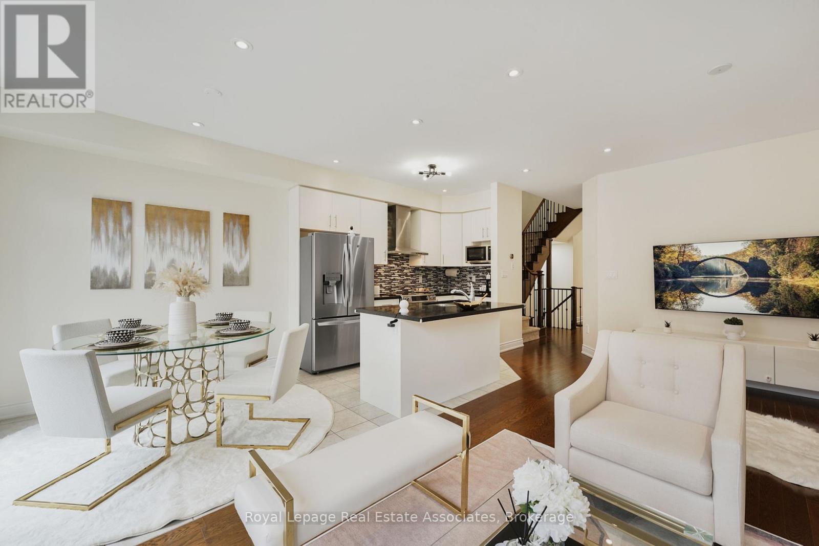 41 Mazarine Lane, Richmond Hill, Ontario  L4S 0G2 - Photo 9 - N13171854