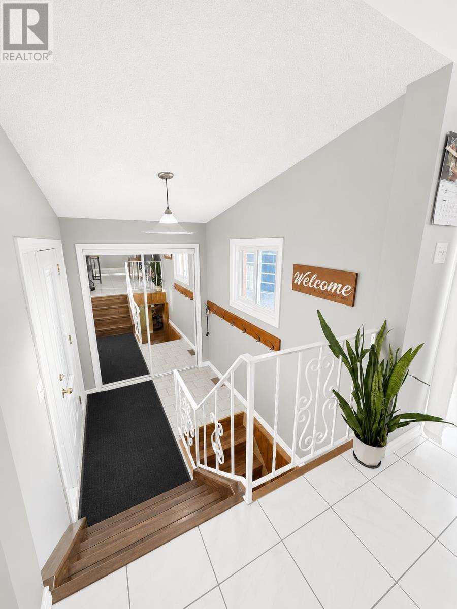 110 Court St, Longlac, Ontario  P0T 2A0 - Photo 7 - TB2601186