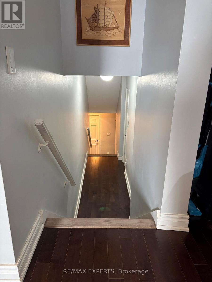 Ph15 - 11 Wincott Drive, Toronto, Ontario  M9R 2R9 - Photo 11 - W12937716