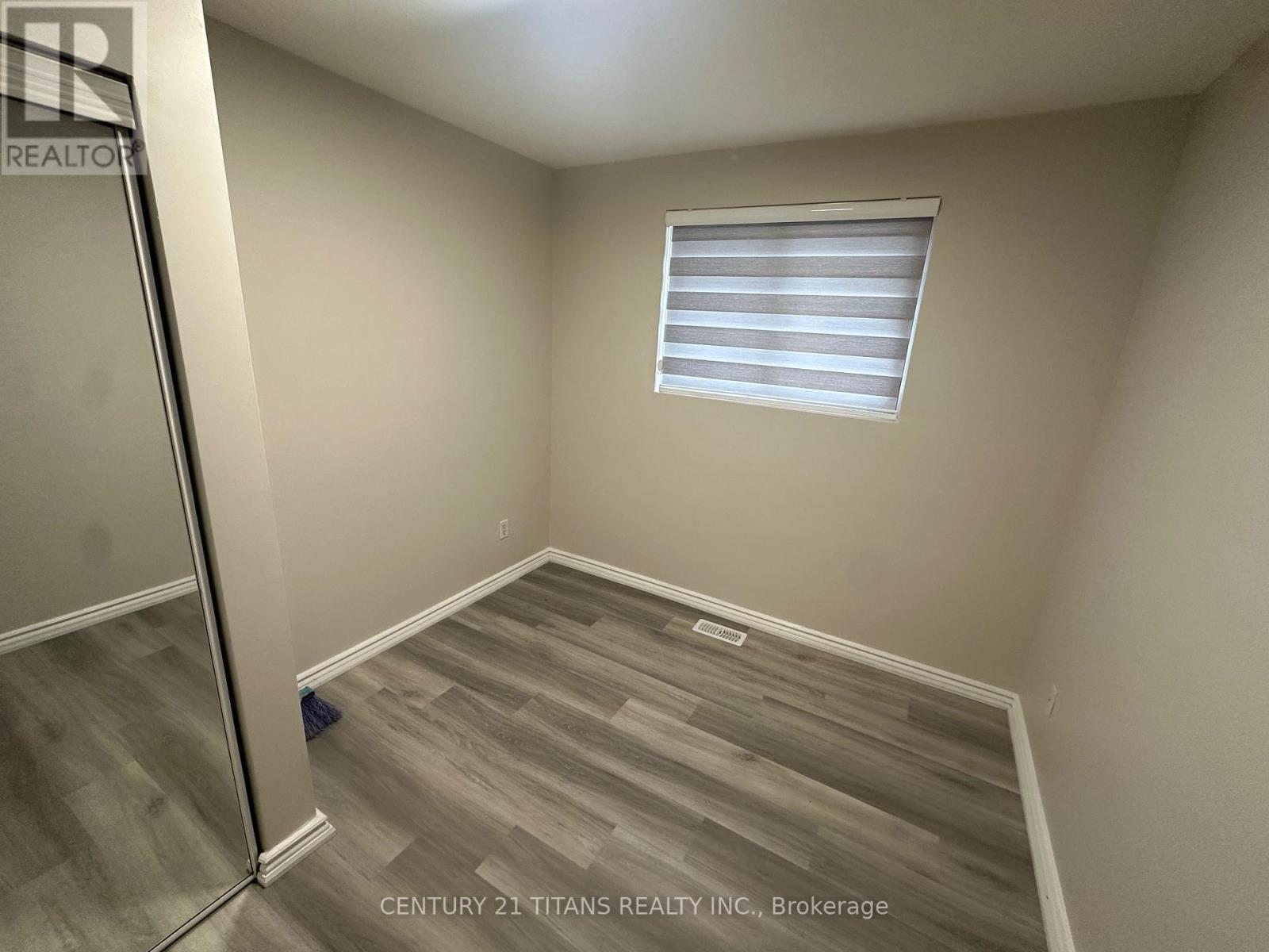 Upper - 24 Bailey Crescent, Toronto, Ontario  M1G 2P3 - Photo 7 - E13079004