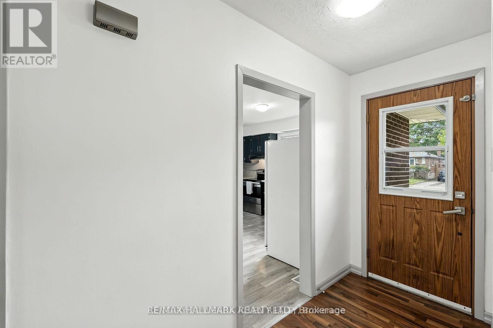 Main - 301 Farewell Street, Oshawa, Ontario  L1H 6L8 - Photo 4 - E13150296