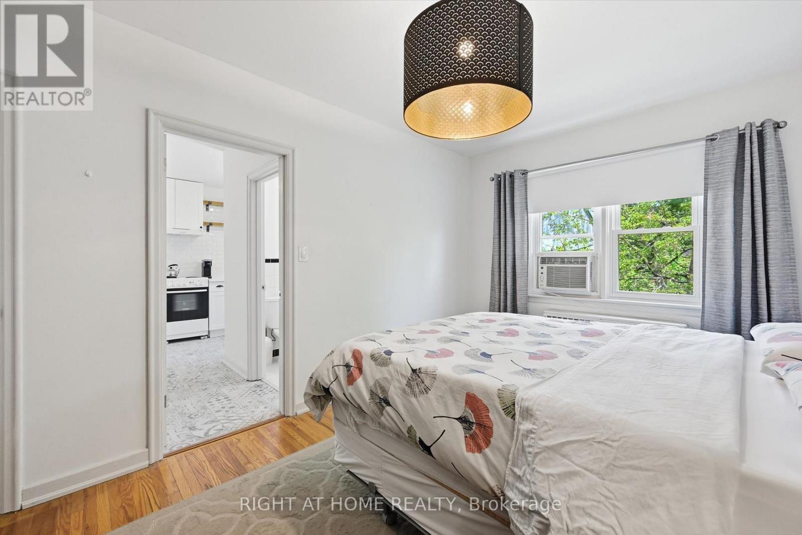 28 - 137 Emerald Street S, Hamilton, Ontario  L8N 2V4 - Photo 11 - X13171786