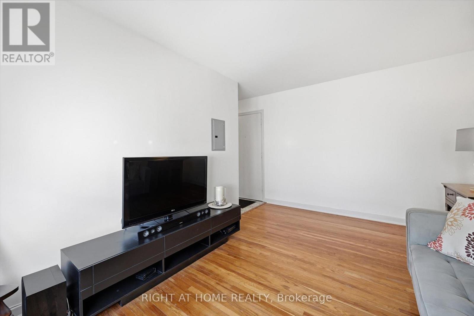 28 - 137 Emerald Street S, Hamilton, Ontario  L8N 2V4 - Photo 15 - X13171786
