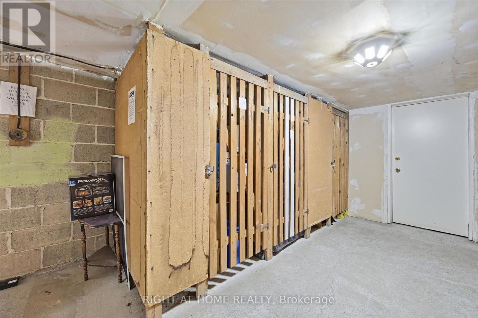 28 - 137 Emerald Street S, Hamilton, Ontario  L8N 2V4 - Photo 20 - X13171786