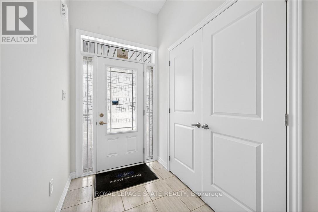 33 Admiral Road, Welland, Ontario  L3B 0H4 - Photo 3 - X13171852