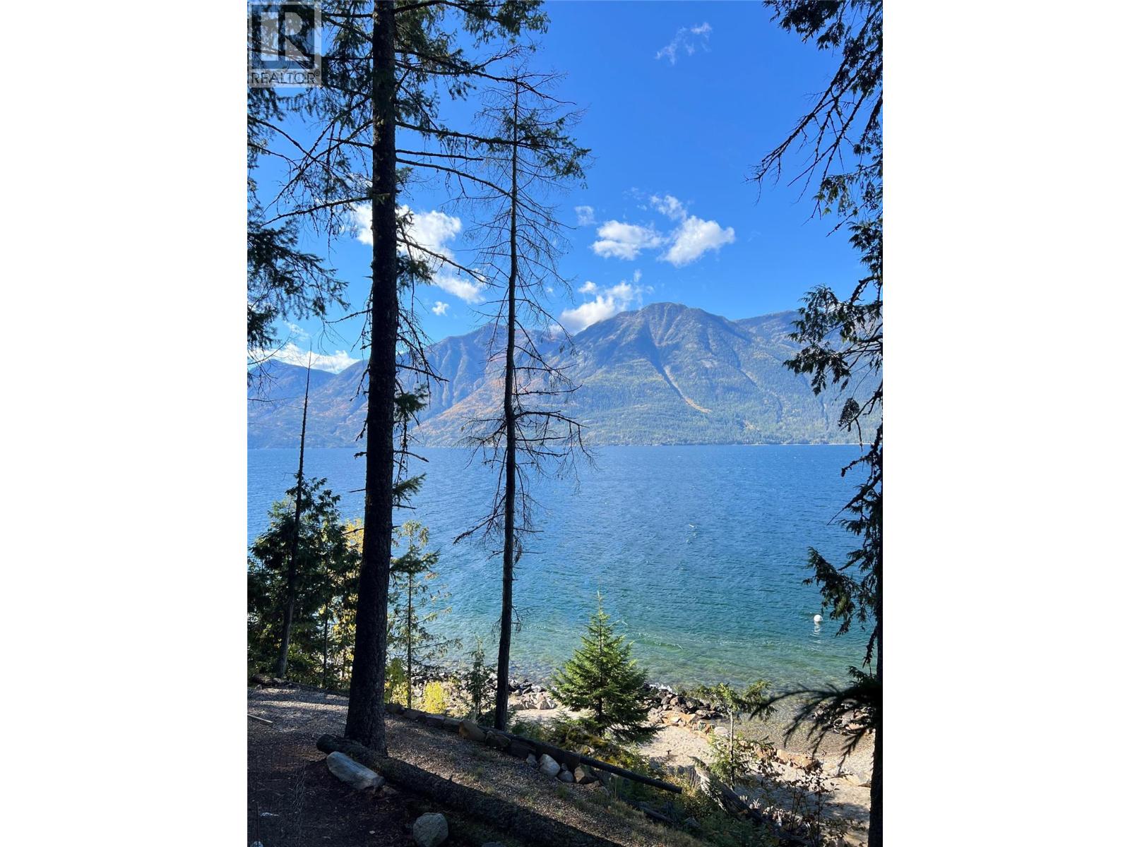13679 Larch Road, Gray Creek, British Columbia  V0B 1S0 - Photo 13 - 10387057