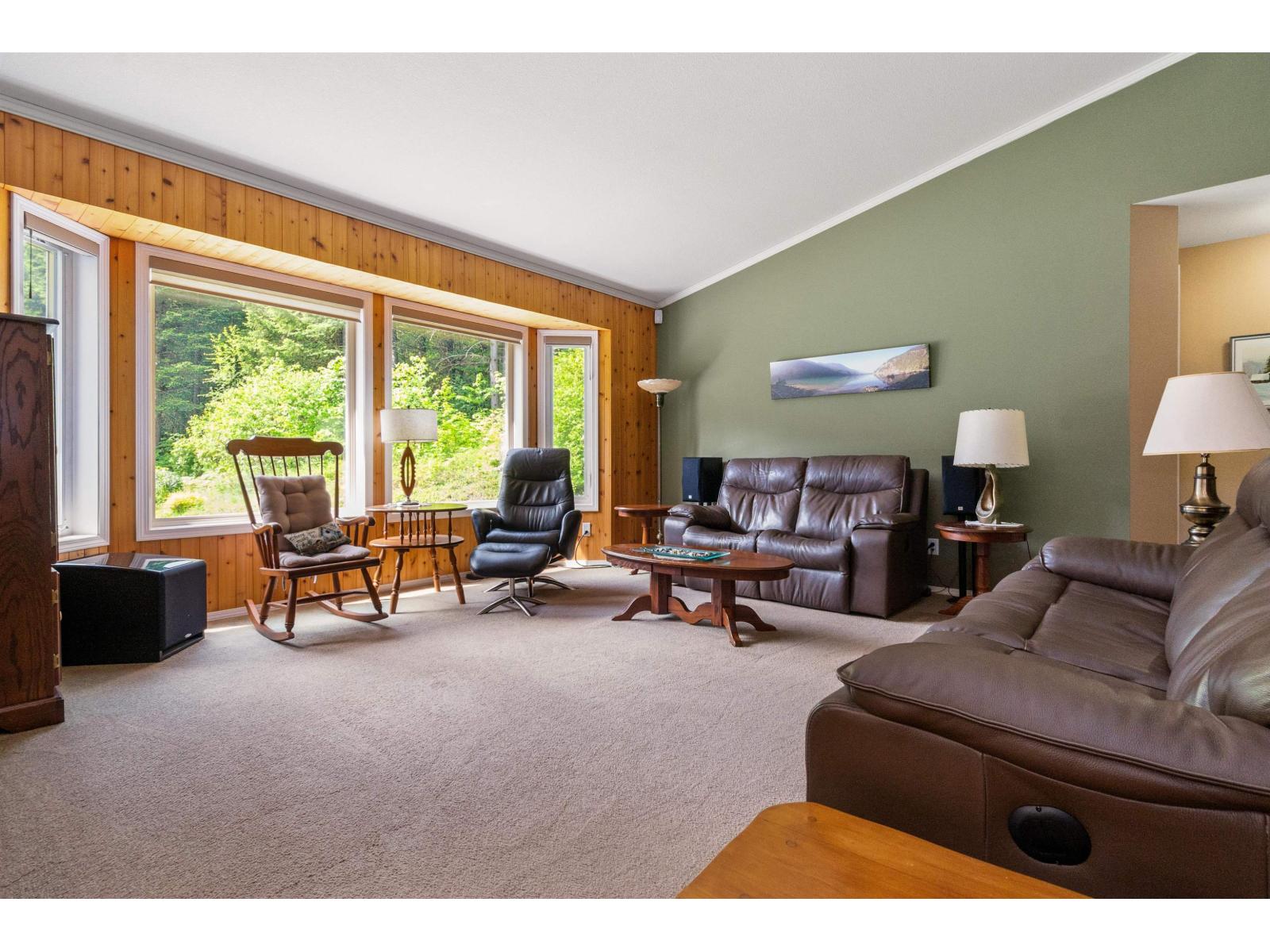 36110 Trans Canada Highway, Yale 