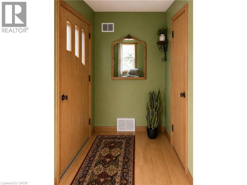 15 Barrett Avenue, Cambridge, Ontario  N1R 3A1 - Photo 3 - 40832742