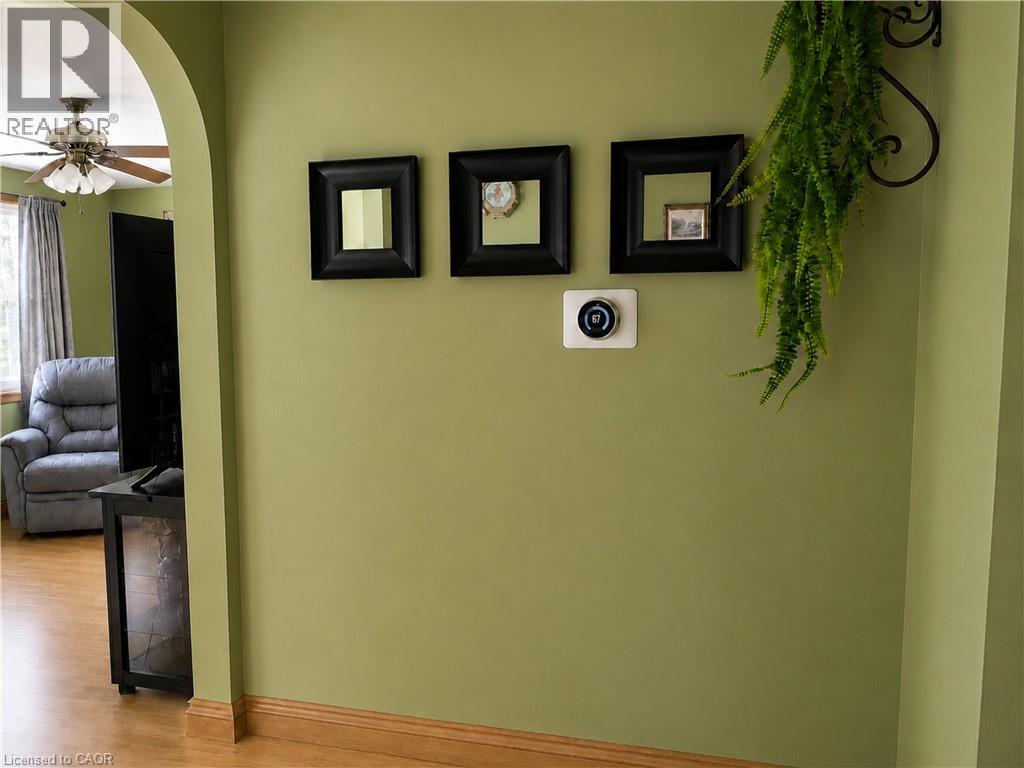 15 Barrett Avenue, Cambridge, Ontario  N1R 3A1 - Photo 6 - 40832742