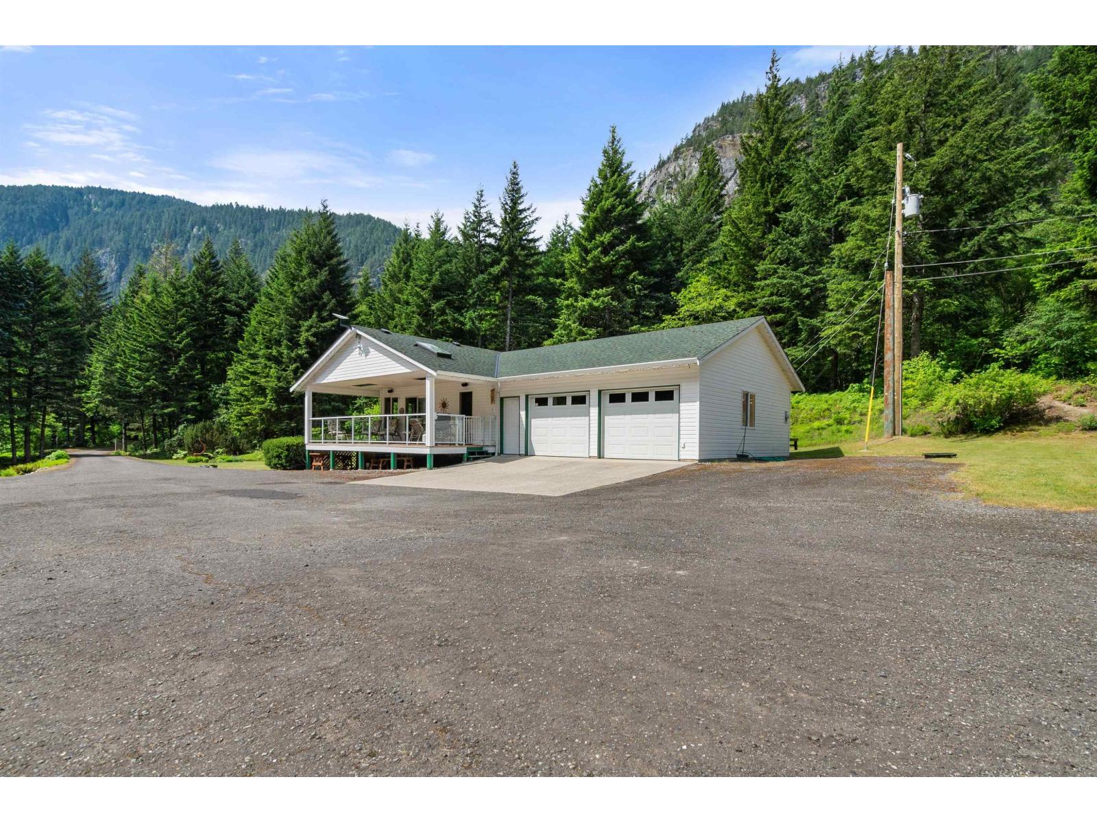 36110 Trans Canada Highway, Yale 