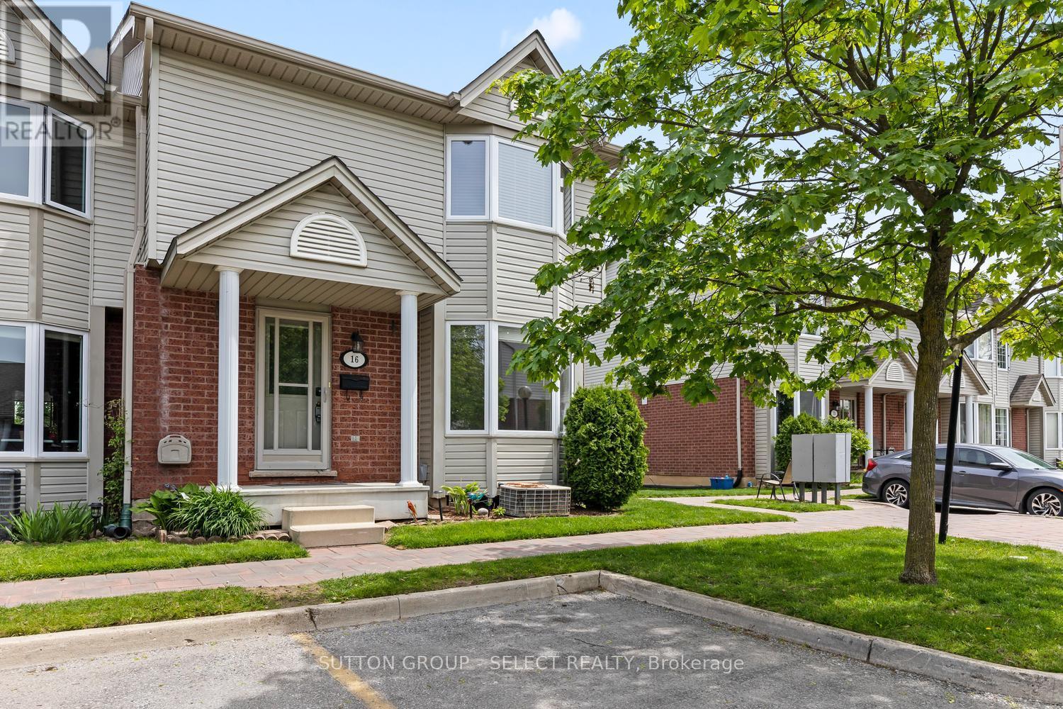 16 - 20 Kernohan Parkway, London South, Ontario  N6J 4Y3 - Photo 2 - X13172074