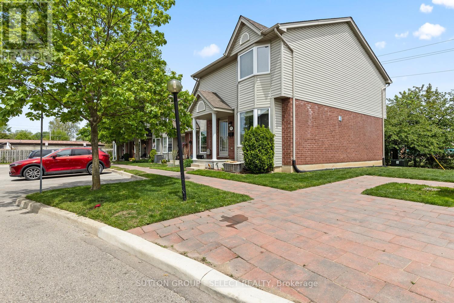 16 - 20 Kernohan Parkway, London South, Ontario  N6J 4Y3 - Photo 3 - X13172074